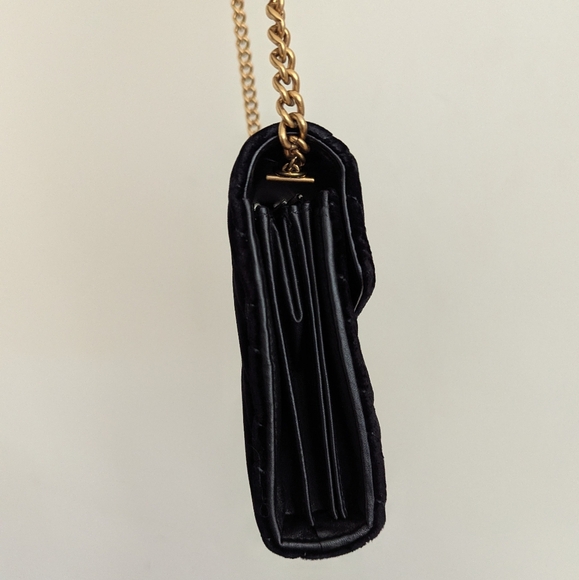 Black Gucci Marmont Velvet Crossbody Bag - Picture 10 of 15